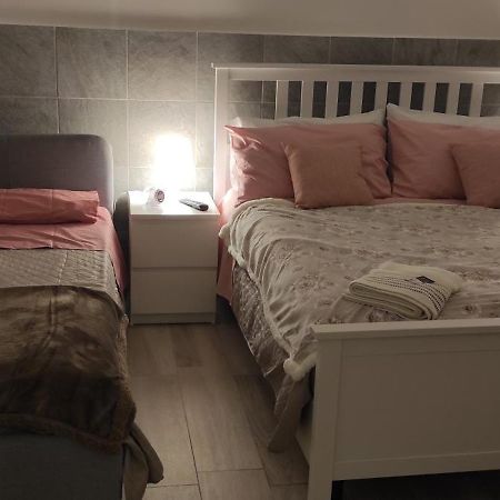 Panta Rhei Apartment Таранто Екстериор снимка